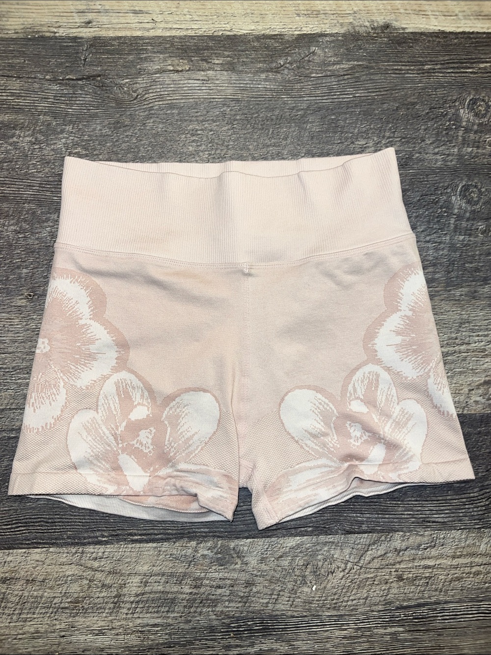 Aerie High Waisted Floral Workout Shorts Blush Pink Medium